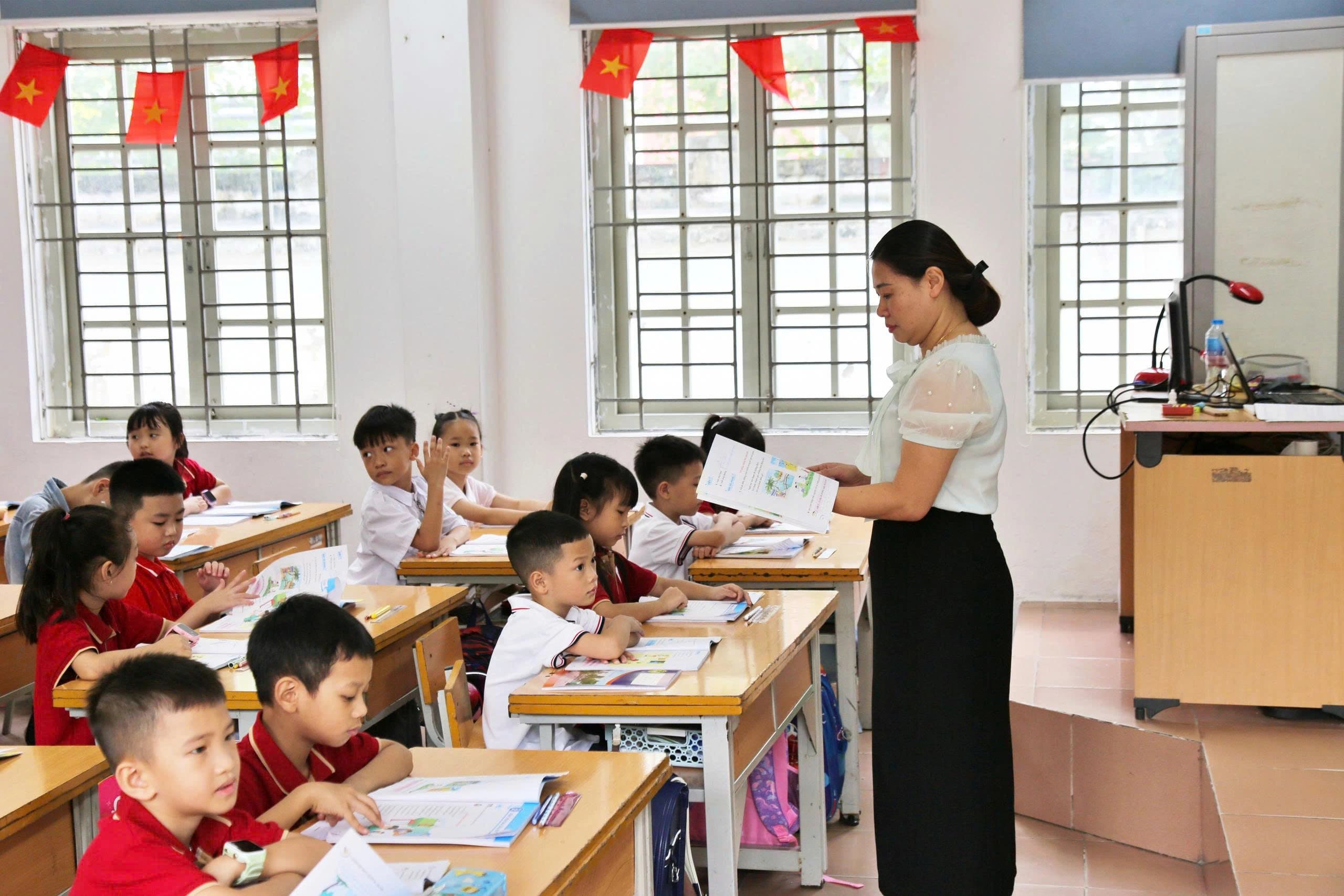 Sở GD-ĐT Hà Nội quyết liệt xử lý thu chi sai dưới danh nghĩa hội phụ huynh