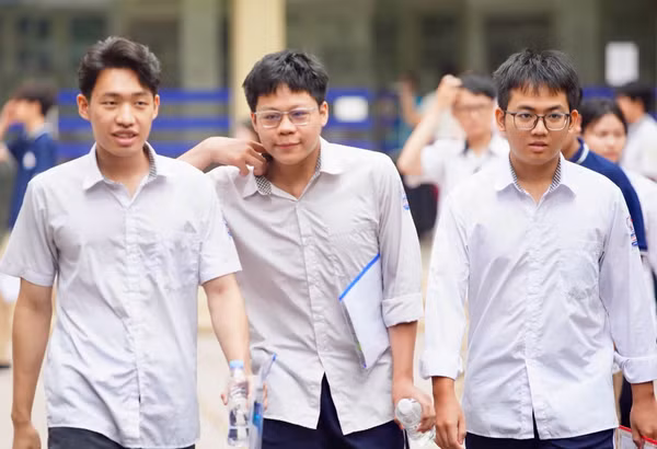 Gần 367.000 thí sinh không xét tuyển đại học