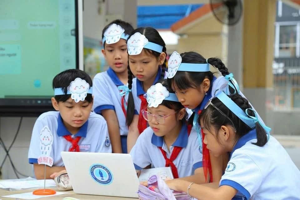 TPHCM đề xuất miễn phí sách giáo khoa