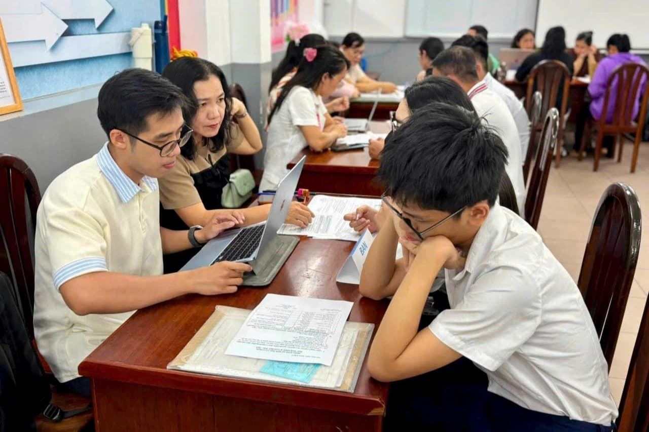 Trường THPT Phong Phú TPHCM tuyển bổ sung vì nhiều học sinh không nhập học