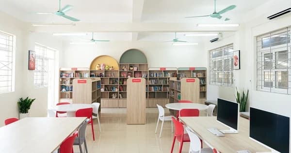 LG trang bị công nghệ hiện đại cho thư viện “Chắp cánh Ước mơ” tại Trường THCS Kim Phượng, Thai Nguyên