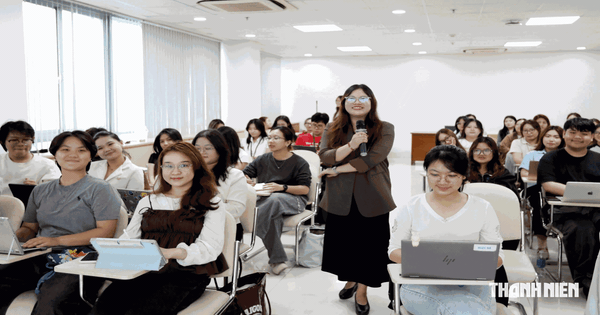 Bằng đại học không mất giá, nhưng cần thích nghi với kỷ nguyên AI
